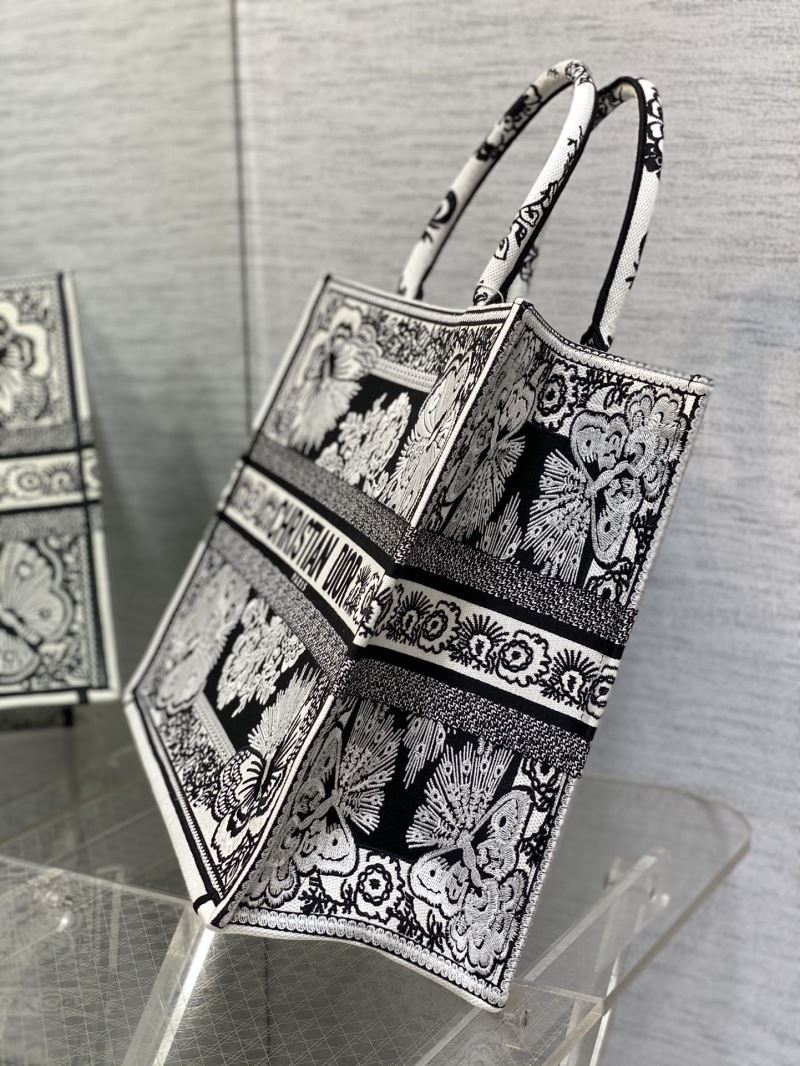 Christian Dior Shopping Bags